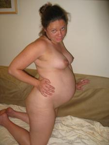 Подборка откровенных фото с голыми беременными девушками - фото #41