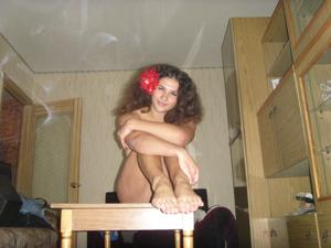 Очаровательная русская девушка с шикарной грудью - фото #12