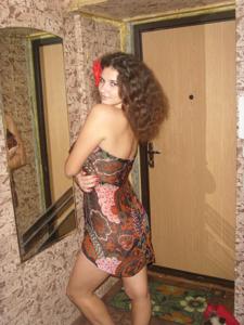 Очаровательная русская девушка с шикарной грудью - фото #26