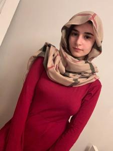 Молодая арабка в Германии хочет секса - фото #3