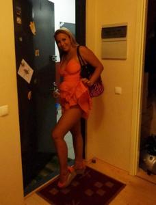 Кармен возбуждает себя, прежде чем трахнуться с дилдо - фото #30