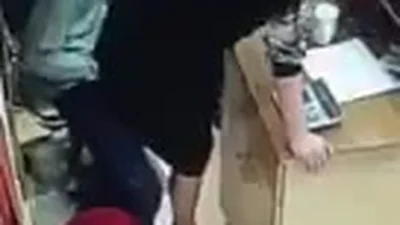 Me follé a la dependienta justo en la tienda