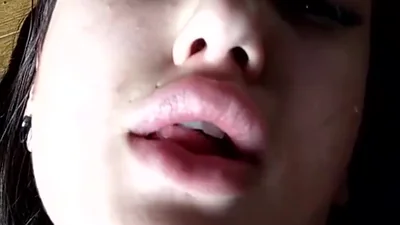Belleza disfruta siendo follada por el coño