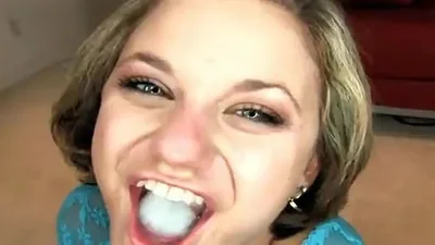 Housewife does not swallow the sperm immediately