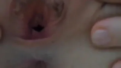 Me vine dentro del agujero vaginal y seguí follando